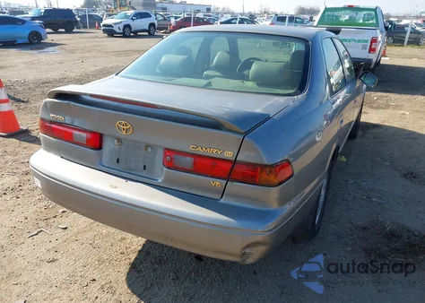 1997 Toyota Camry Xle V6 from USA, damaged, VIN 4T1BF22KXVU032483